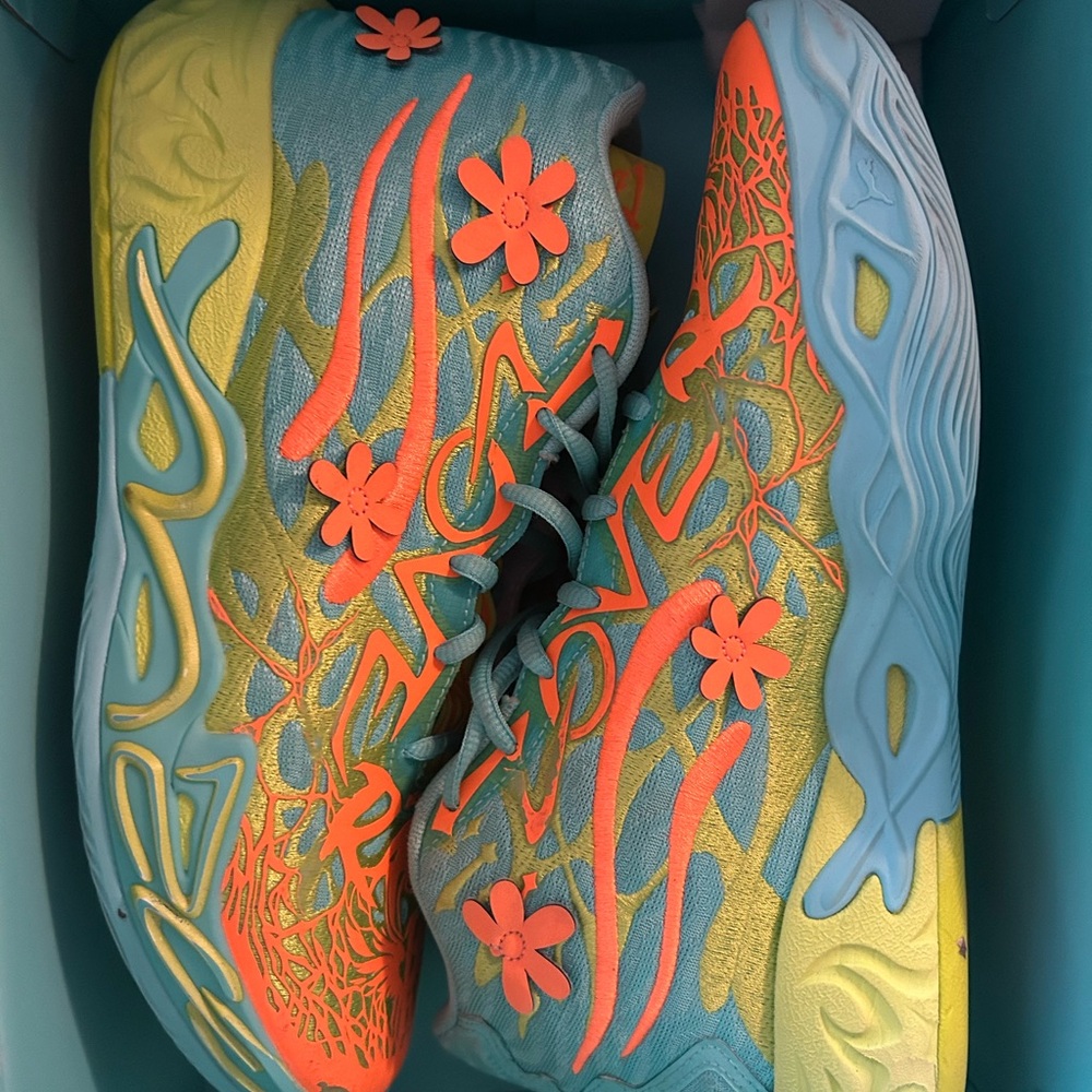 Lamelo Ball Scooby Doo Pumas